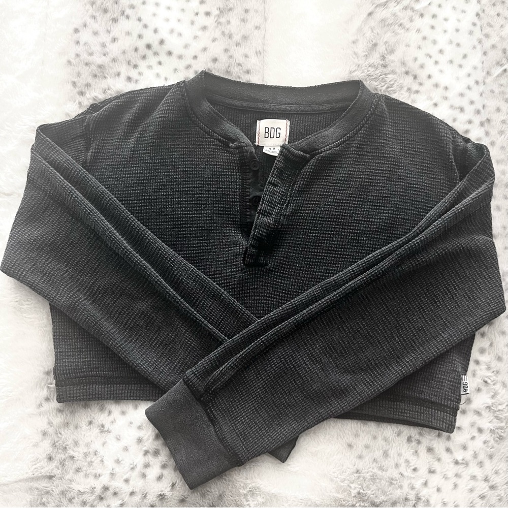 BDG long sleeves 100% cotton relaxed feel 😎